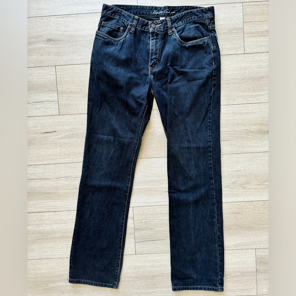Men’s KENNETH COLE NY Jeans. Size 32/34. Patterned back pocket. Blue.